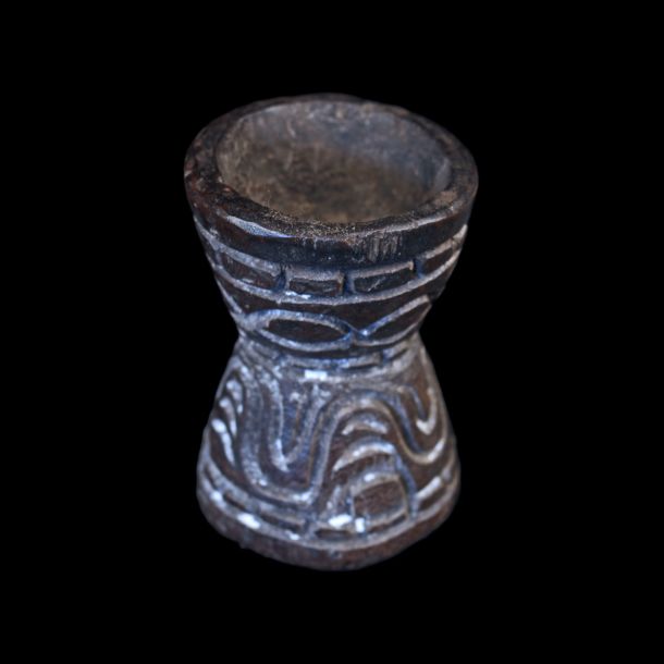 Mortier  btel / Betel nuts mortar