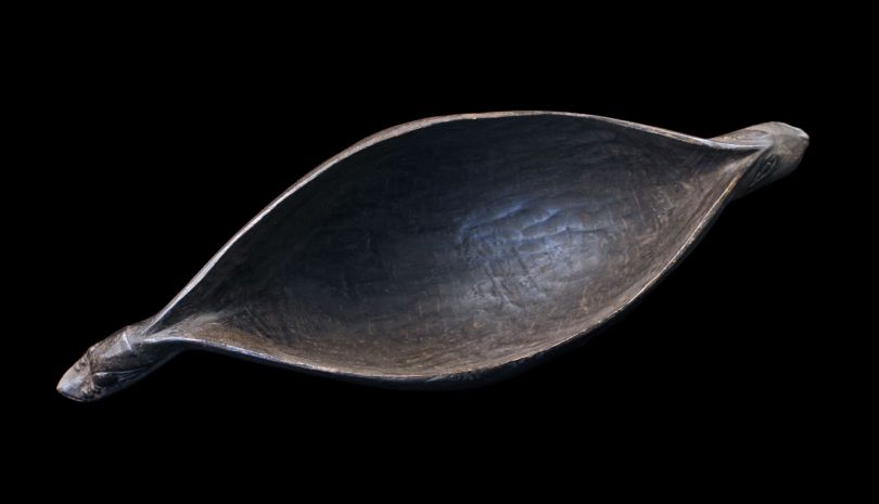 Plat en bois / Wooden bowl