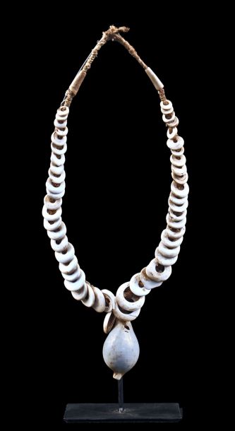 Collier d'apparat / Traditional necklace